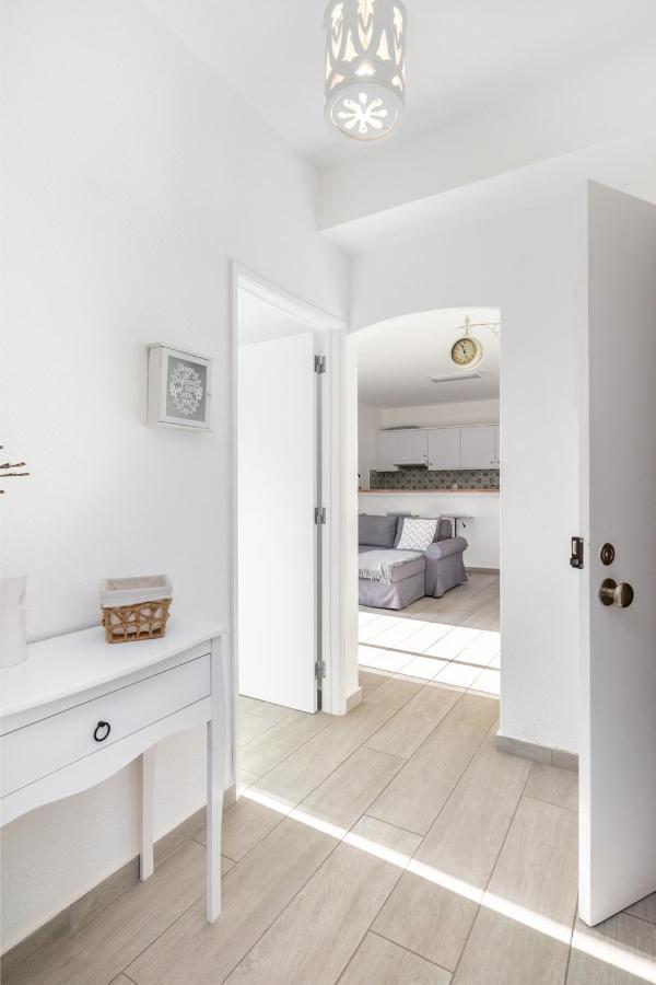 Appartement Cor Do Mar - Sunny, Clean And Spacious With Sea View, In - Very Close Walking Distance To The And Village